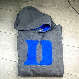 Men’s Colosseum sweatshirt size Medium